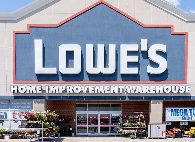 lowes store frontview